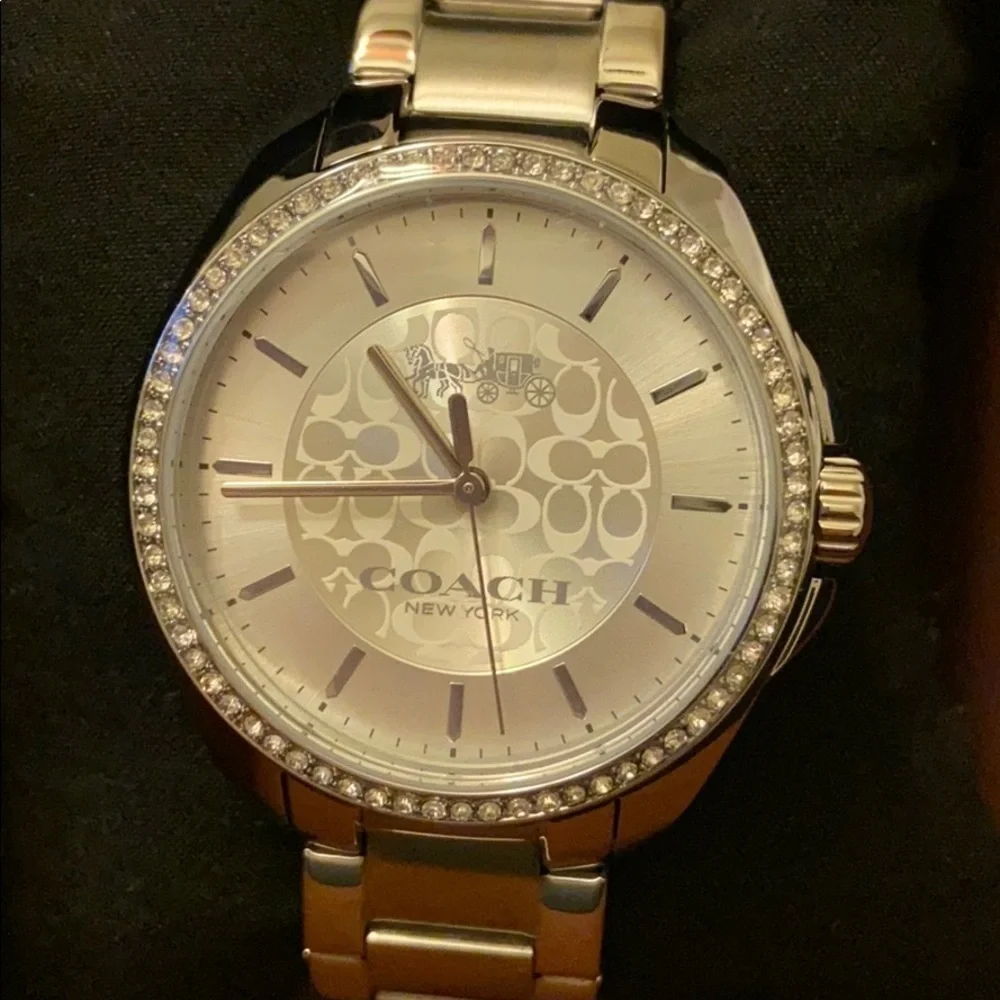 Coach Watch Silvertone‎